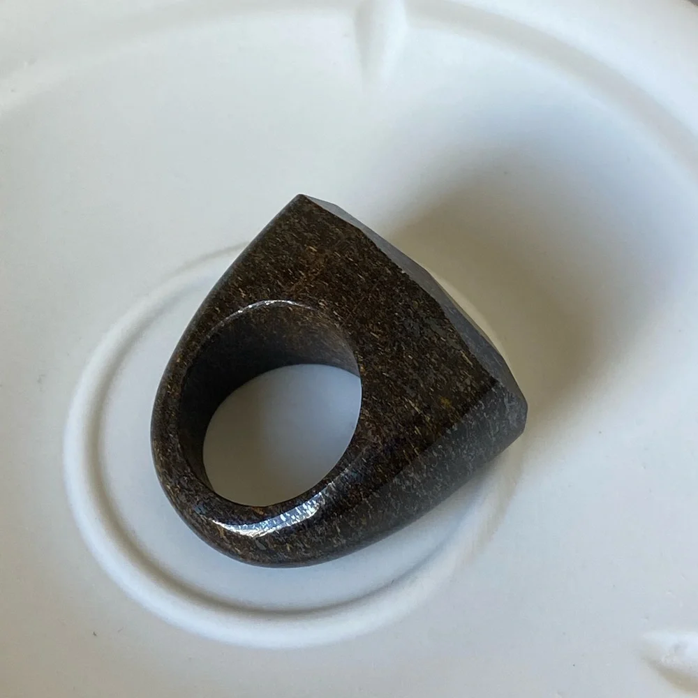Gemstone ring, size 8